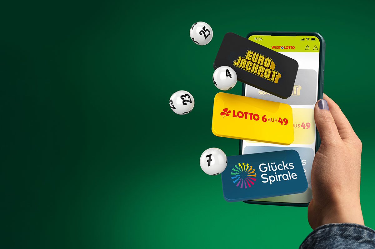 Jubelnde Frau hält Smartphone in der Hand, auf dem WestLotto-App geöffnet ist. Drumherum fliegt grünes Konfetti.