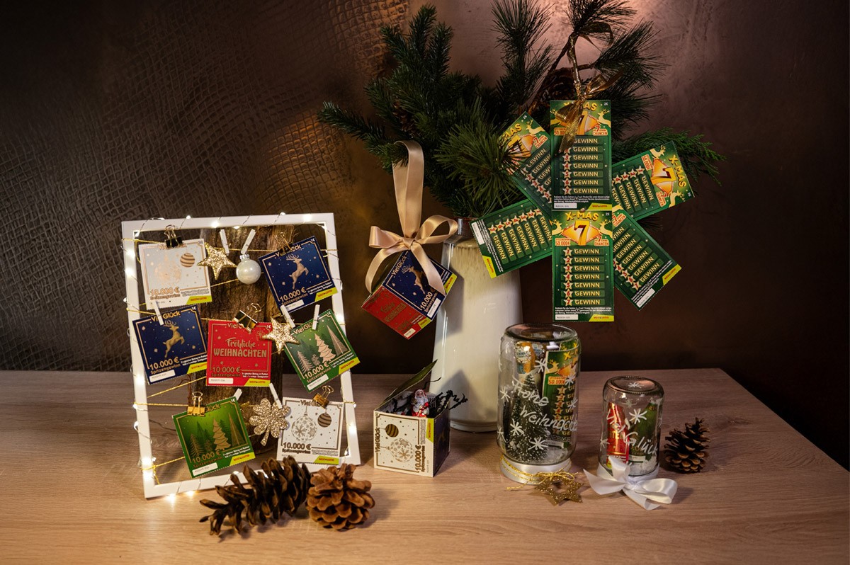 Bilderrahmen und andere DIY-Geschenkideen mit weihnachtlichen Rubbellosen